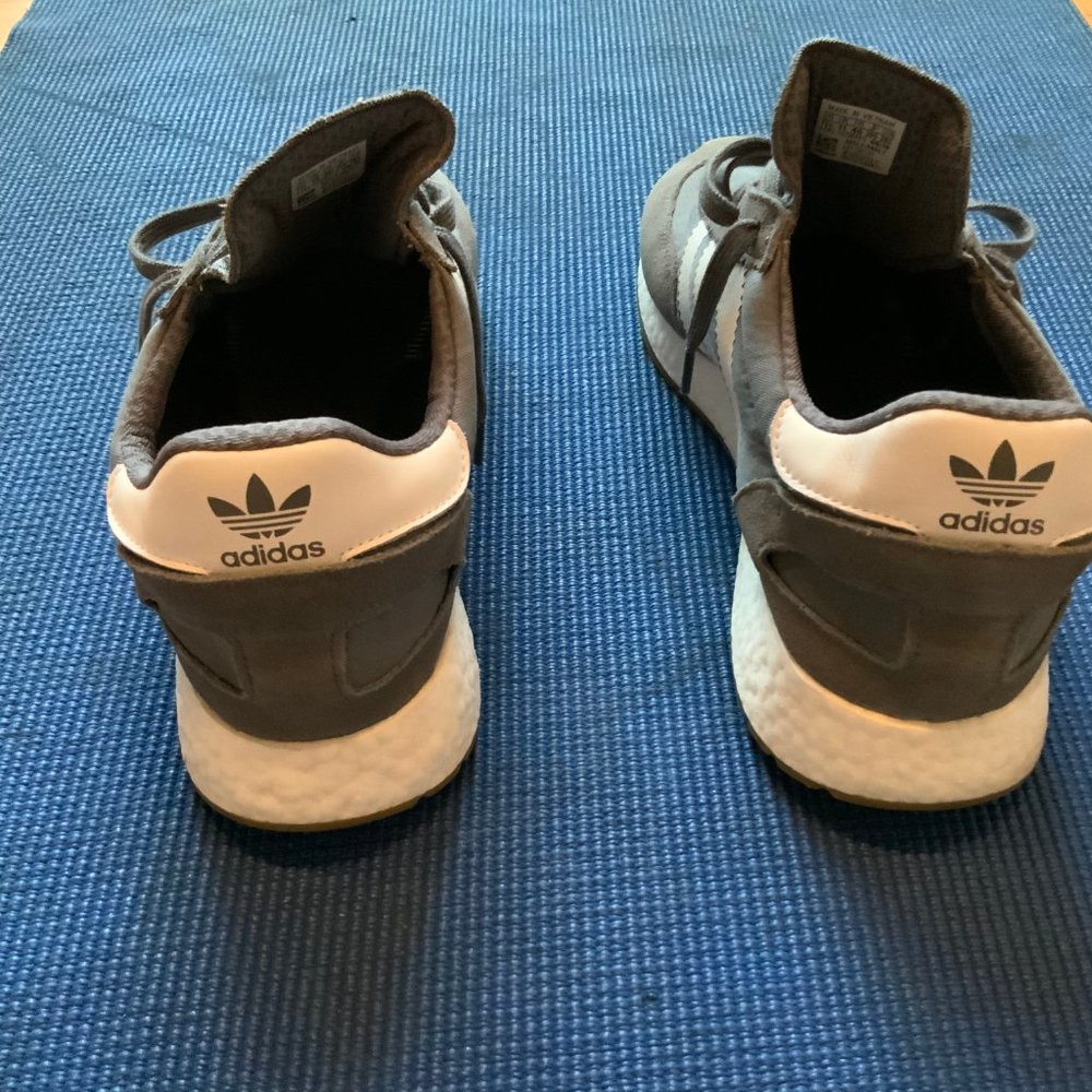 ADIDAS - Picture 3 of 4